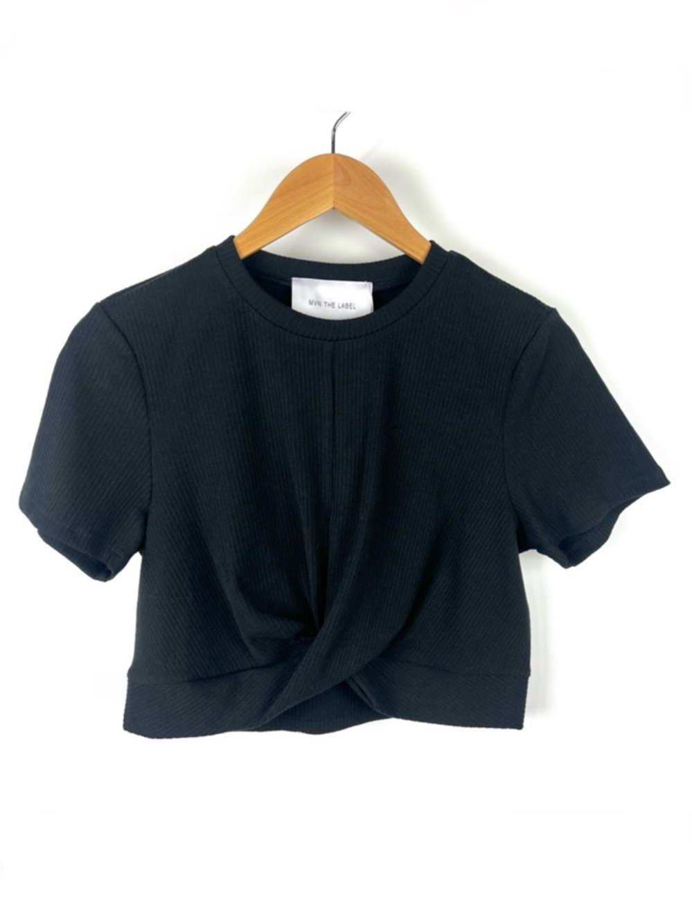 NWT MVN The Label Ribbed Front Twist Cropped Top Black Size US 8 (L)